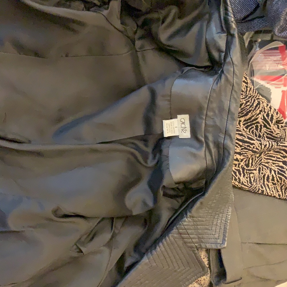 Cache Leather Jacket - Picture 10 of 16